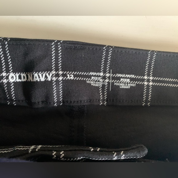 NWT Old Navy High Rise Pixie Pants! 12 - Picture 2 of 2